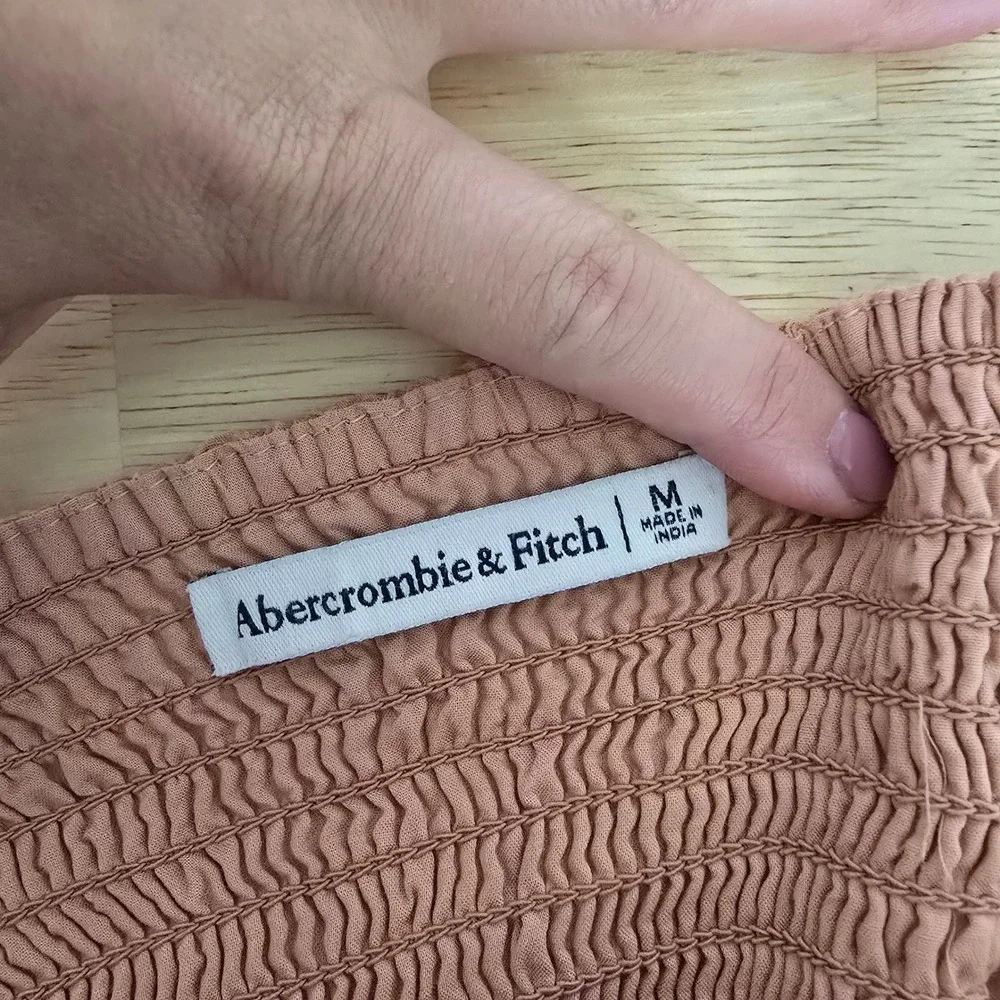 Abercrombie & Fitch Terracotta Pleated Tiered Balloon Sleeve Smocked Top Medium
